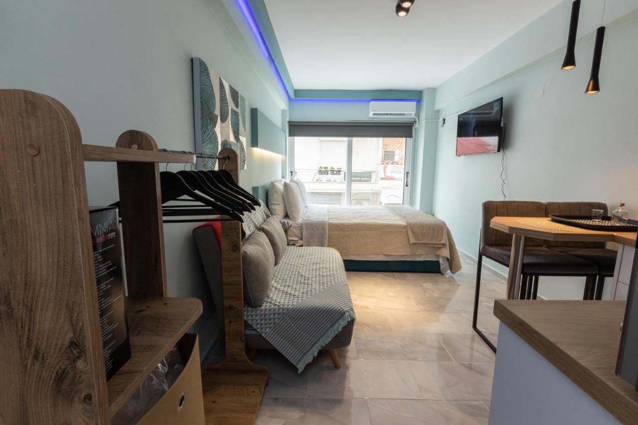 Ellmar - New & Modern Studio In The Center Chalkida Exterior photo